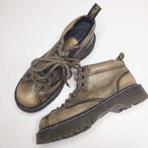 dr martens 8287